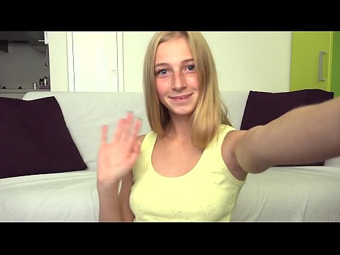 ❤️ Quando sono annoiata mi masturbo pigramente la mia figa rosa ❤️ Video di sessoal it.recetasketo.top ❌