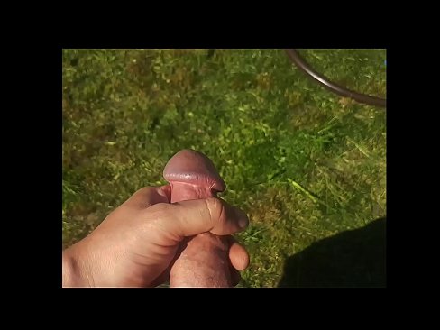 ❤️ Hot hottie si fa scopare la figa rosa e sborra con uno squirt in un giardino estivo ❤️ Video di sessoal it.recetasketo.top ❌